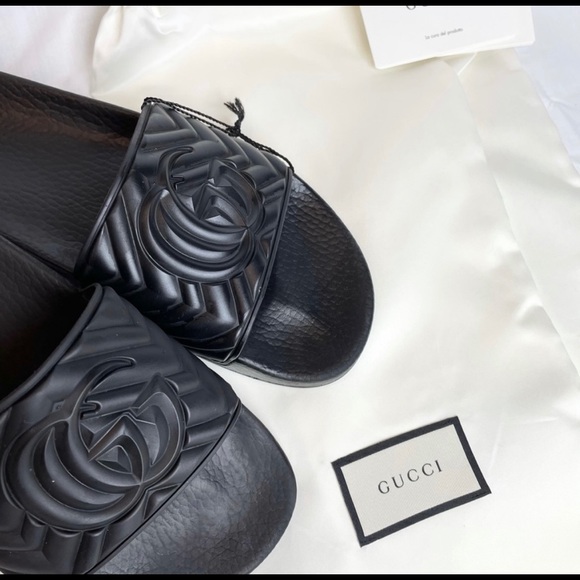 GUCCI men’s matelasse’ slides main image 7